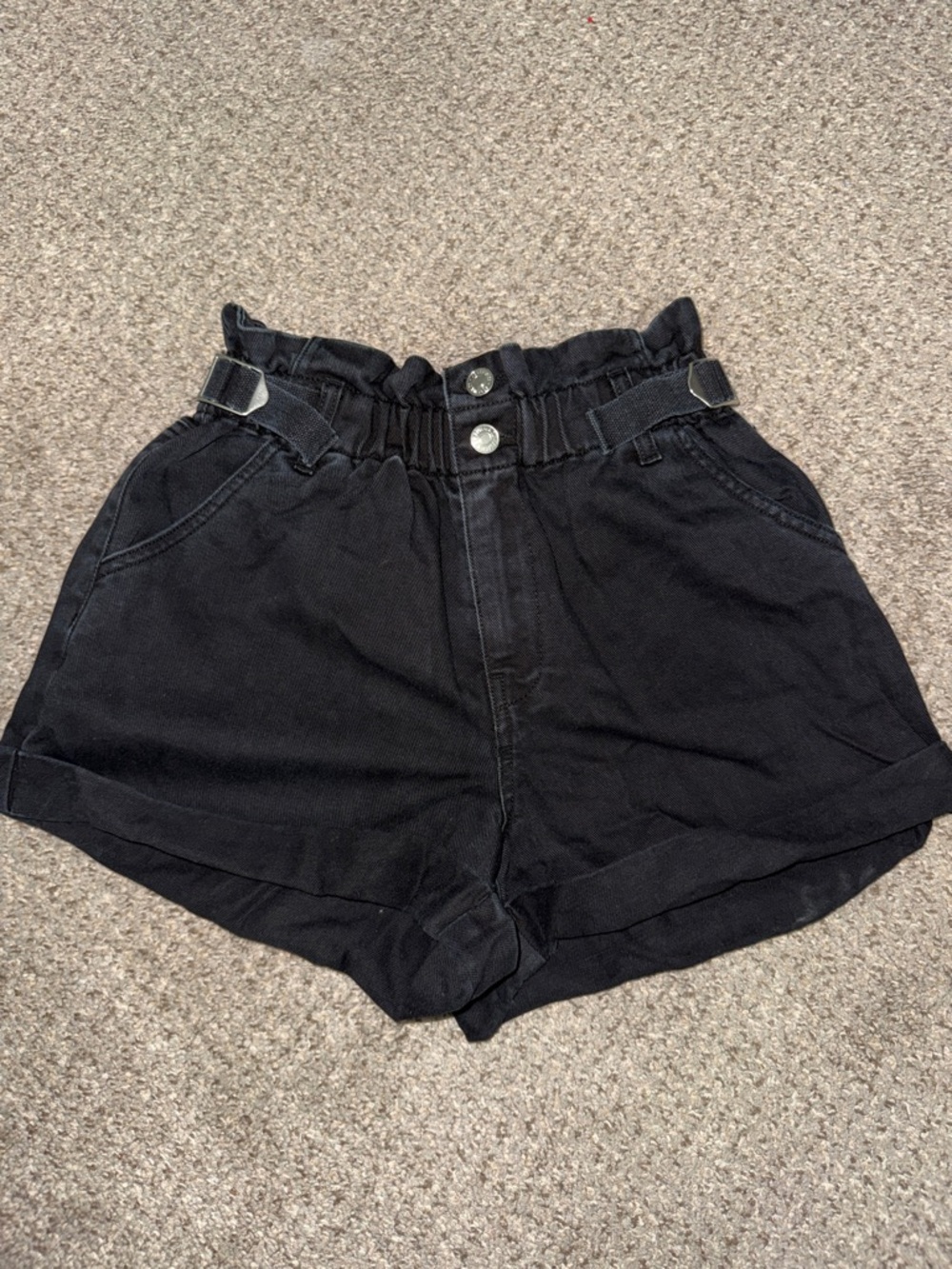 Forever 21 Black High-Waist Denim Cinch Jean Shorts Women’s
